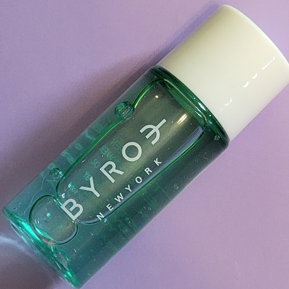 4/25 bundle item. Byroe Bitter Green Essence Toner